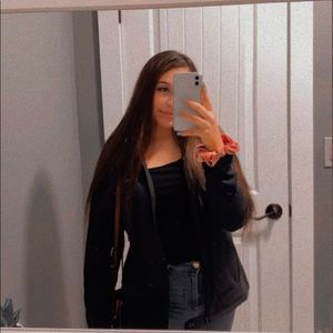 Meet your Posher, Ada